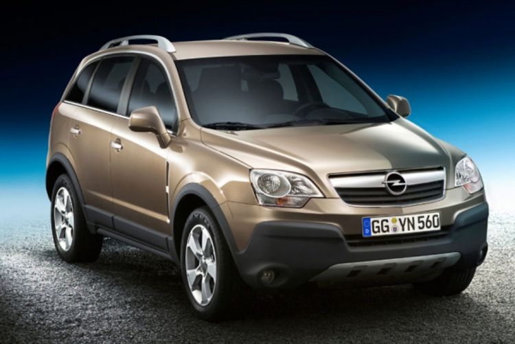 Opel antara na akciji