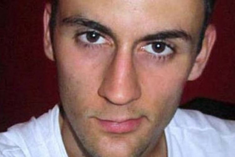 Maturant kojem je bejzbol palicom polomljena glava kritično, policija locirala osumnjičenog