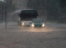 Poplavljen put u Grašnici