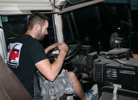 Ukrali autobus da bi otišli u diskoteku