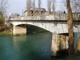 Obustavljen saobraćaj preko Gradskog mosta u Banjaluci 