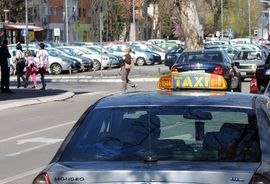 Banjalučani se žale na pojedine vozače taksija: Voze putnike i ...