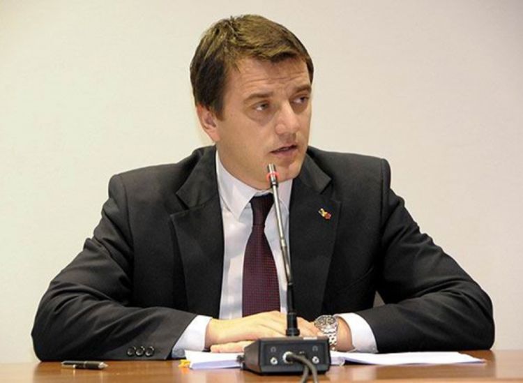 "Hadžić koči imenovanje direktora RAK-a"