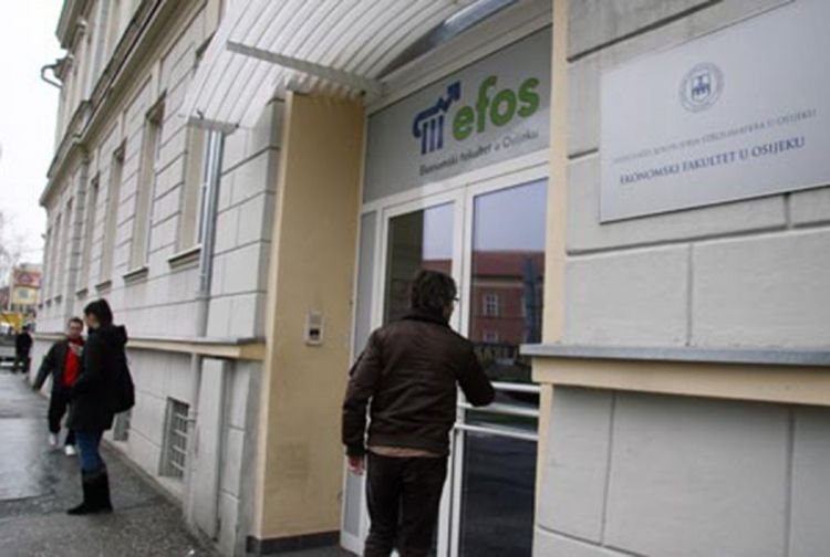 Zbog prodaje ispita 40 privedenih u Osijeku