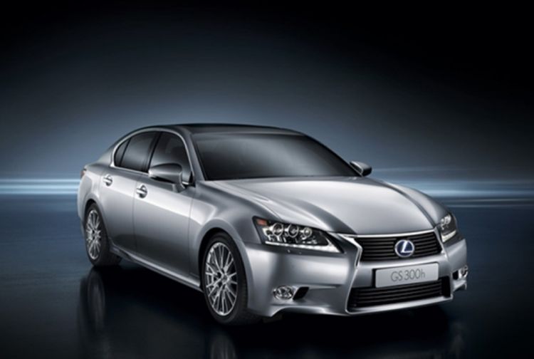 Lexus predstavio model GS 300h