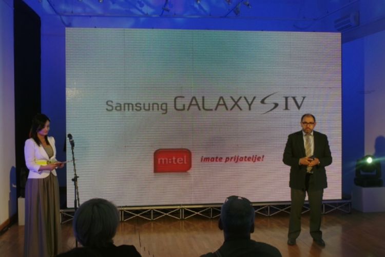 Samsung galaksi S4 od maja u ponudi