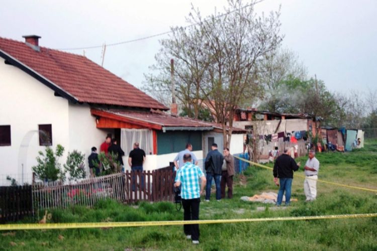 Ubio punicu pa ženi pucao u glavu