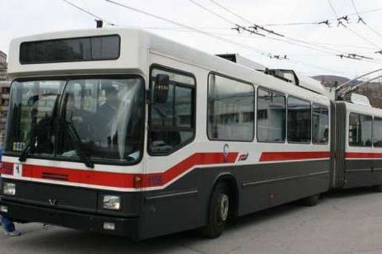 Trojica mladića izudarali vozača u Sarajevu, htjeli voziti trolejbus