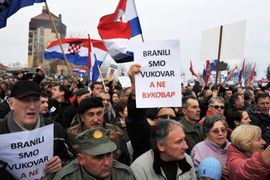 Raspala se vukovarska antićirilična grupa