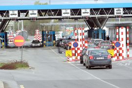 Pogranične propusnice sa Hrvatskom još na čekanju