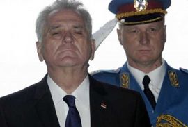 Nikolićev lapsus u spomen-knjizi neznanom junaku