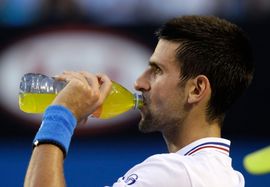 Nole favorit u Parizu