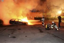 Jutros novi neredi u Stokholmu, noć mirnija