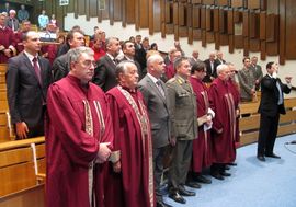 Istočno Sarajevo: Promovisana 32 doktora nauka