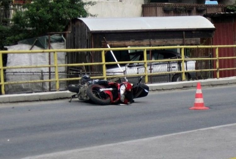 U sudaru u Gračanici teško povrijeđen motorista