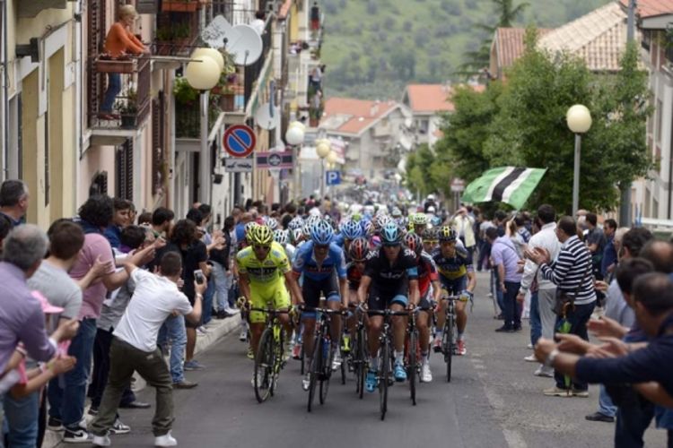 Hansen pobjednik 7. etape, Inčausti novi lider Đira