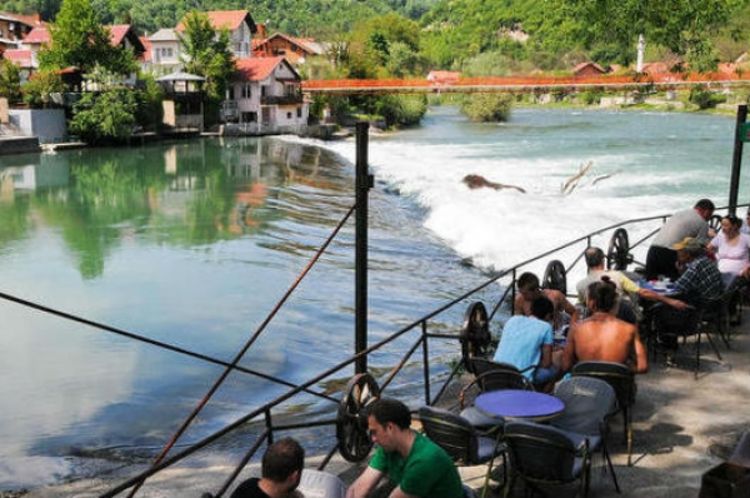 Vrbas - najljepša muška rijeka na čijim obalama Banjalučani odmaraju dušu