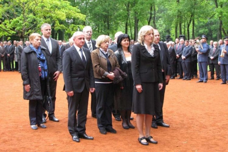 Donja Gradina: Zajednička molitva Srba, Jevreja i Roma