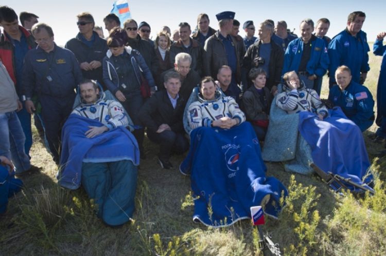 Kapsula s astronautima stigla na Zemlju