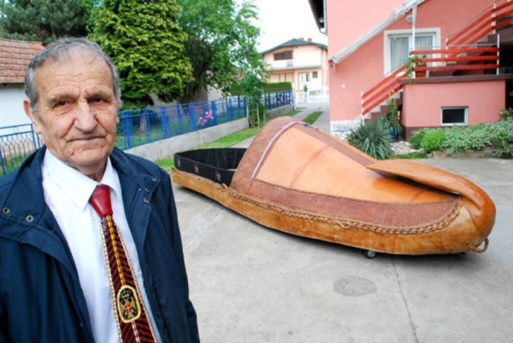 Napravljen najveći opanak na svijetu