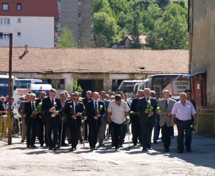 "Tuzlanska kolona teška mrlja na obrazu Tuzle"