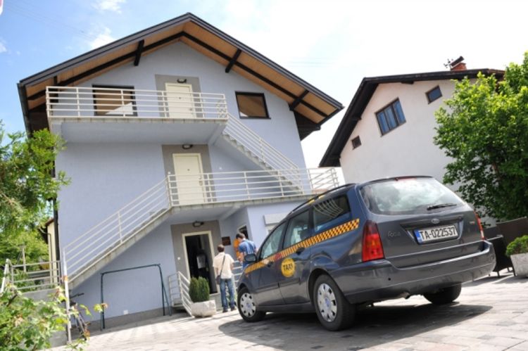 Banjaluka: Taksista ubo putnika jer nije platio vožnju