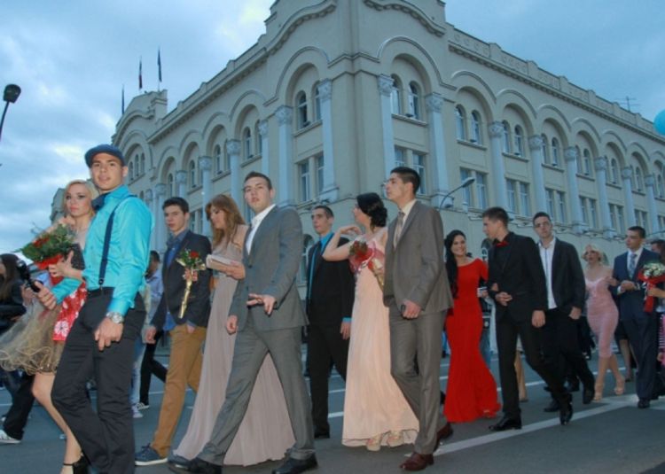 Maturanti Građevinske škole proslavili kraj školovanja