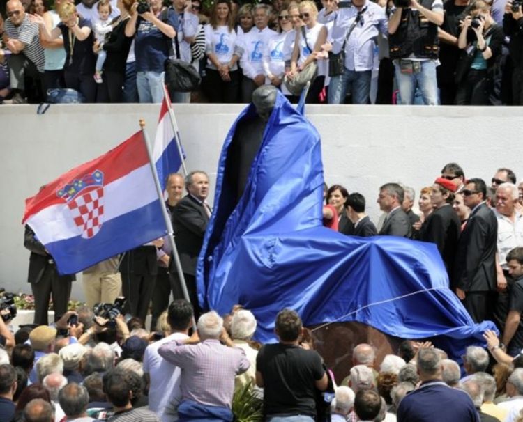 U Splitu incident tokom otkrivanja spomenika Franji Tuđmanu
