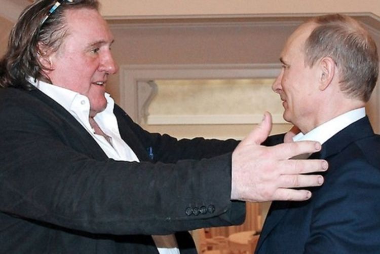 Depardije poredi Putina sa papom i Miteranom