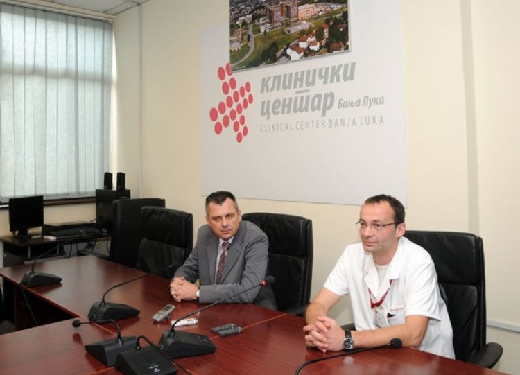 U UKC-u višak nemedicinskih radnika