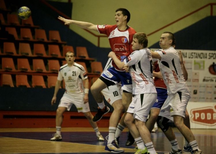 Liga za prvaka BiH u rukometu, 6. kolo: Lider u Ljubuškom