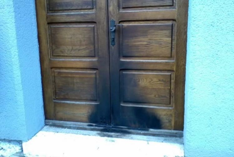 Polupani prozori na hramu Svetog Save u Sarajevu