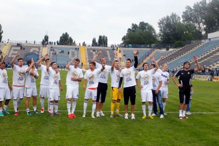 Partizanu kruna, Zvezdi uvrede