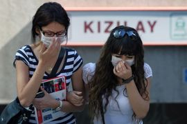 Ankara uvezla 62 tone suzavca i biber spreja