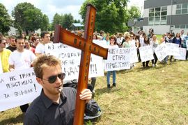 Haos u Banjaluci: Studenti otvorili nepostojeći paviljon, blokirali ...