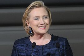 Hilari Klinton skrivala veze ambasadora s maloljetnicama