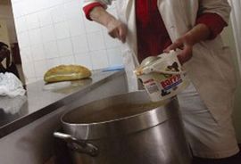 Pri kraju zalihe hrane u narodnoj kuhinji