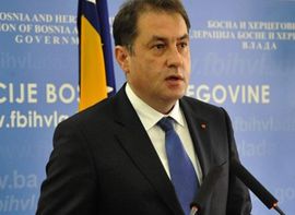 Ministri umiješani u malverzacije sa elektronskim narukvicama za ...