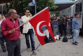 Okršaji policije i demonstranata u Istanbulu poslije protesta