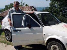 Nakon 17 godina vraćen mu ukradeni golf
