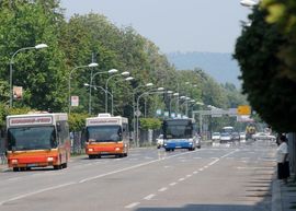 Desetak autobusa već na pregledu
