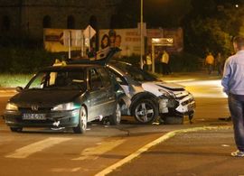 Saobraćajka kod Gradskog mosta u Banjaluci: Povrijeđena jedna ženska ...