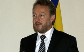 Izetbegović predao tužbe protiv Radončića, Avaza i Večernjeg lista