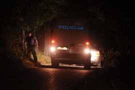 Knin: Pomahnitali porodični nasilnik nožem usmrtio policajca, a ...