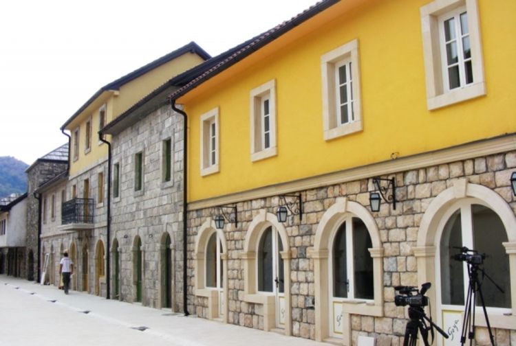 Matursko veče ispolitizovali lokalni vlastodršci