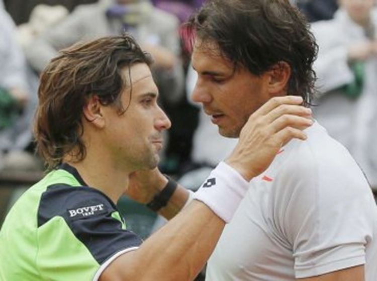 Nadal rutinski odbranio titulu na Rolan Garosu, huligan s bakljom prekinuo finale