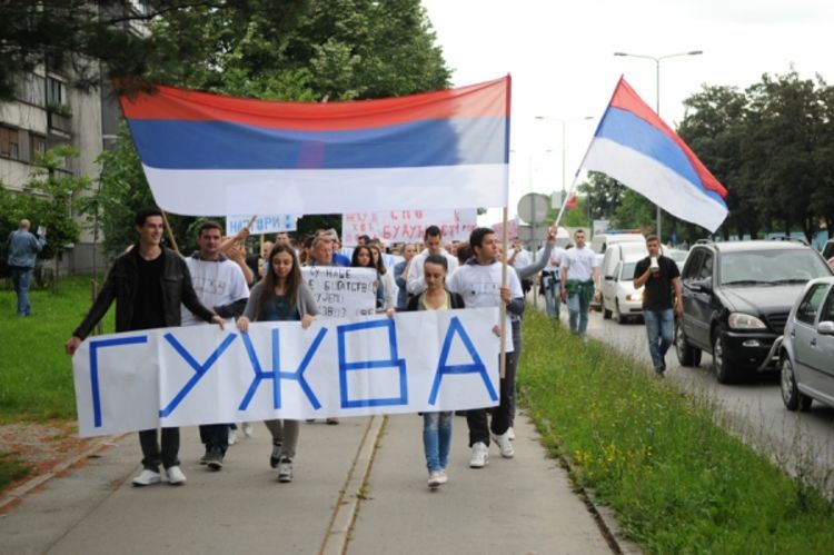 Banjalučki studenti mirnim okupljanjem iskazuju nezadovoljstvo