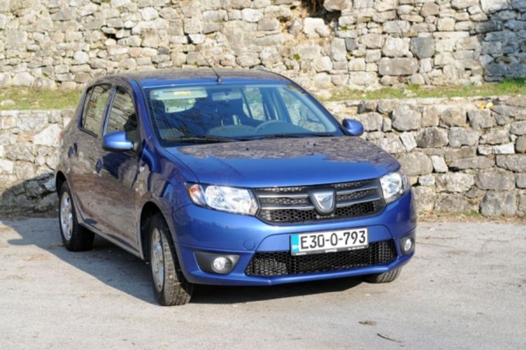 TEST dačija sandero: Ušteda na rumunski način