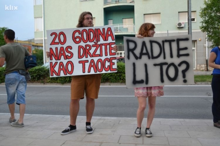 Protest ispred Gradske vijećnice