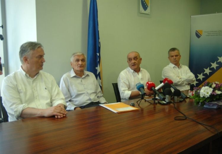 Sjednice tek nakon policijskih garancija